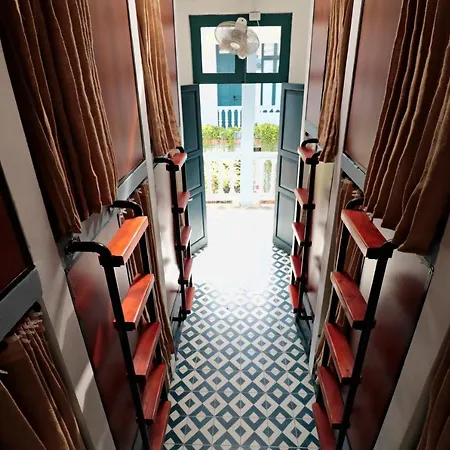 Hostal República