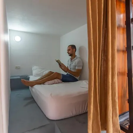 Republica Hostel *